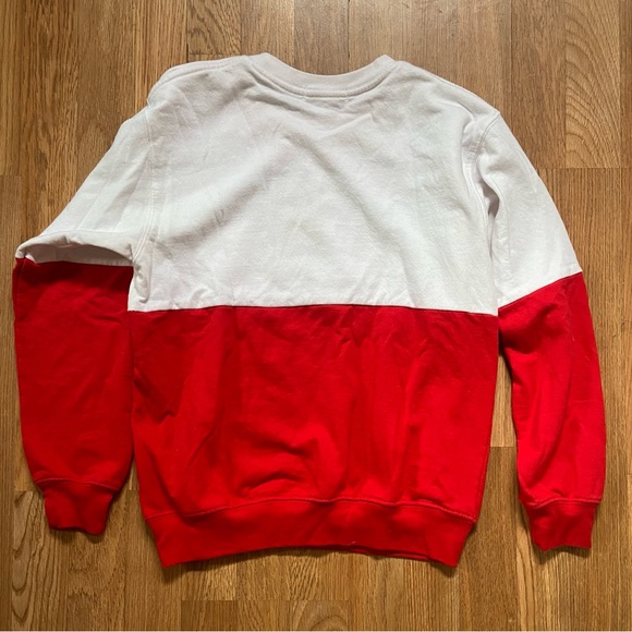 💕 Sub_Urban Riot Color Block Heart Sweatshirt ❤️🤍 - Picture 5 of 5